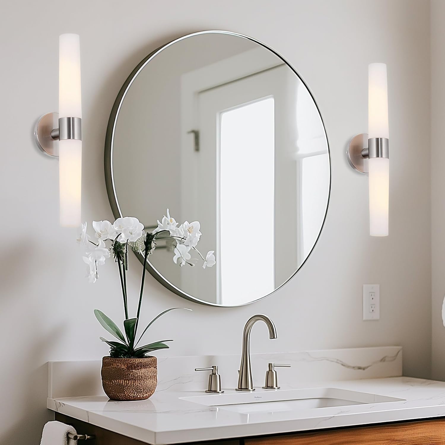 Modern Two‑Light Bathroom Wall Sconce
