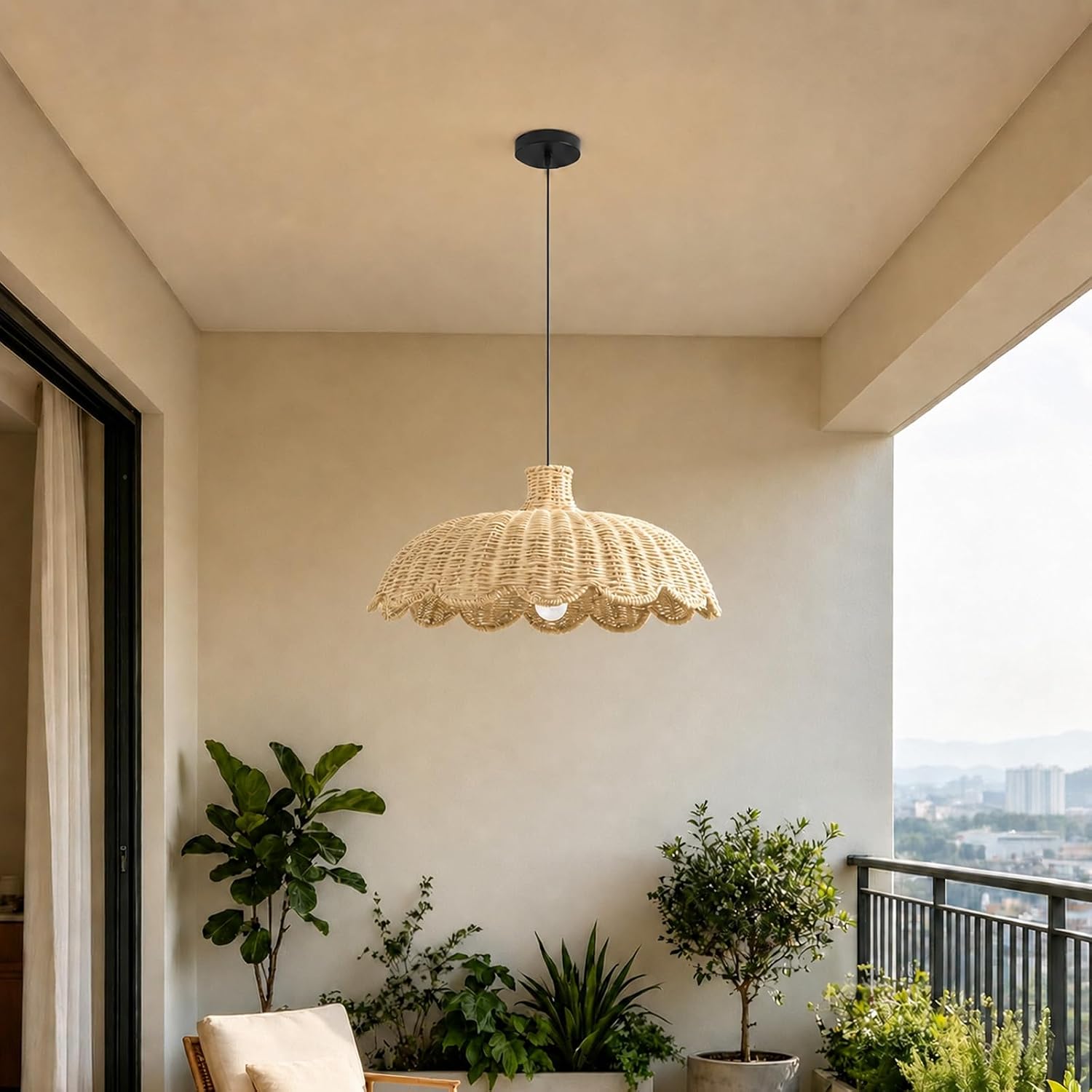 Scalloped Rattan Shade Dining‑Room Pendant Light